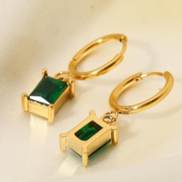 Emerald Crystal Rectangle Rhinestone Hoop Earrings Gold Mini Hoops CZ New - Picture 6 of 10